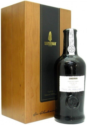 Портвейн Sandeman Very Old Tawny Porto wooden box