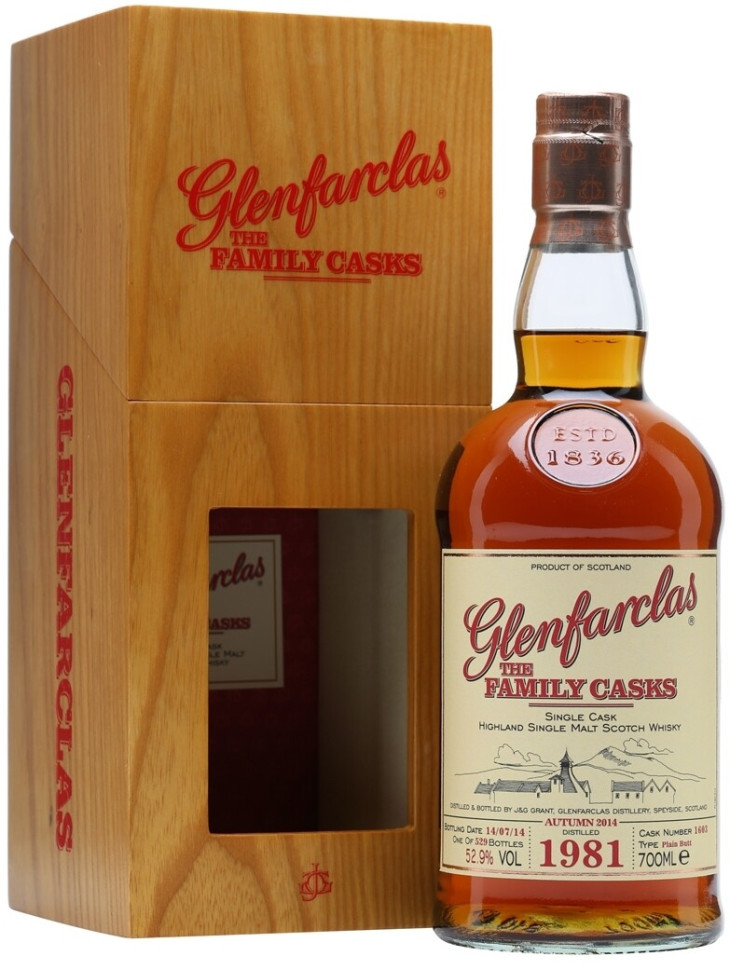 Виски Glenfarclas 1981 Family Casks 52 9% in gift box 700 мл