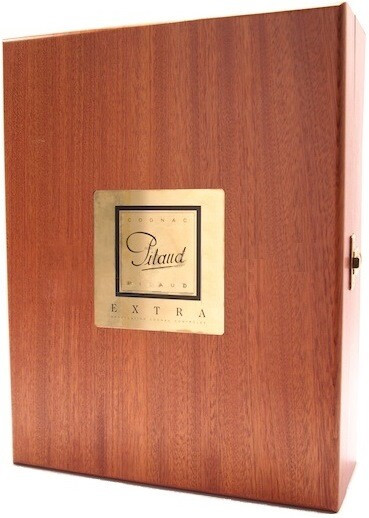 Коньяк Pitaud Extra Cognac AOC wooden box 750 мл
