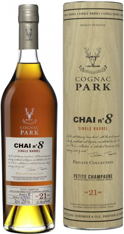Коньяк Park Chai №8 21 Years Old gift box 700 мл
