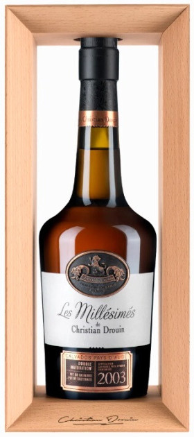 Кальвадос Christian Drouin Calvados Pays d Auge 2003 wooden box 700 мл