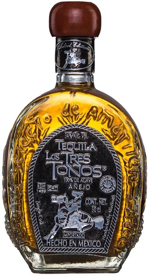 Текила Los Tres Tonos Anejo 0.5 л