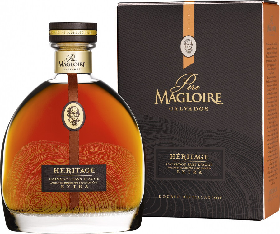 Кальвадос Pere Magloire Heritage Extra gift box 700 мл