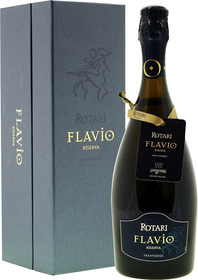 Игристое вино Rotari Flavio Riserva Brut Trento DOC 2012 gift box