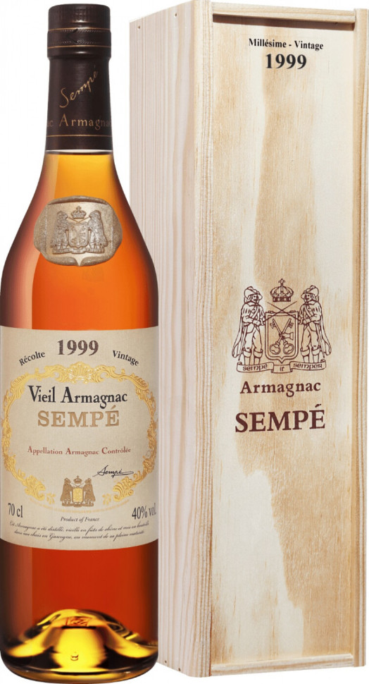 Арманьяк Millesime Armagnac AOC 1999 wooden box 700 мл