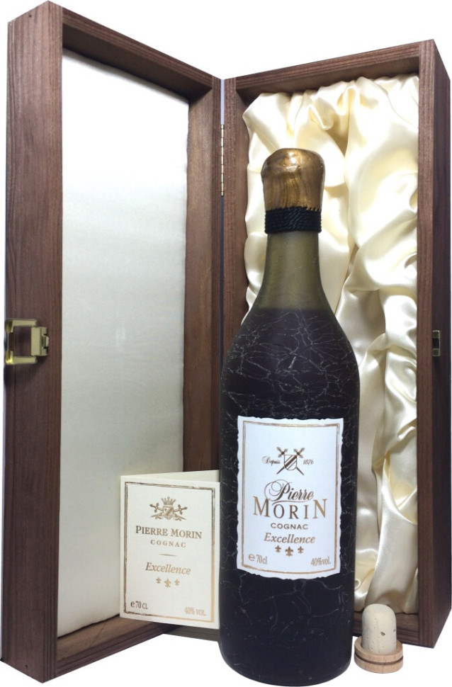 Коньяк Pierre Morin Excellence gift box 700 мл