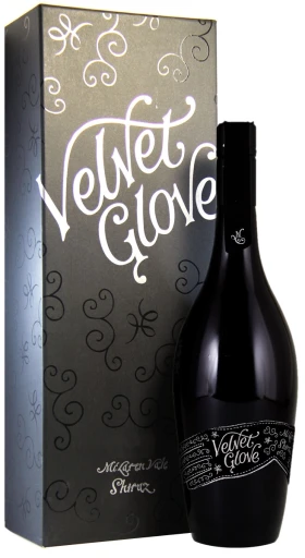 Вино Mollydooker, Velvet Glove Shiraz, 2017, gift box