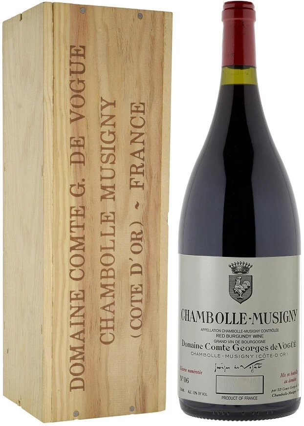 Вино Domaine Comte Georges de Vogue, Chambolle-Musigny AOC, 2022, wooden box, 1.5 л