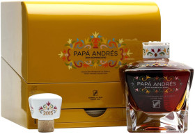 Ром Brugal Papa Andres 2015 gift box 0.7 л