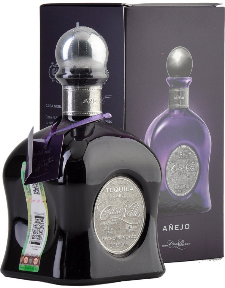 Текила Casa Noble Anejo gift box 0.7 л